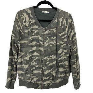 Beach Lunch Lounge Women's Camo Print Bomber Jacket‎ Size L Baseball Collar